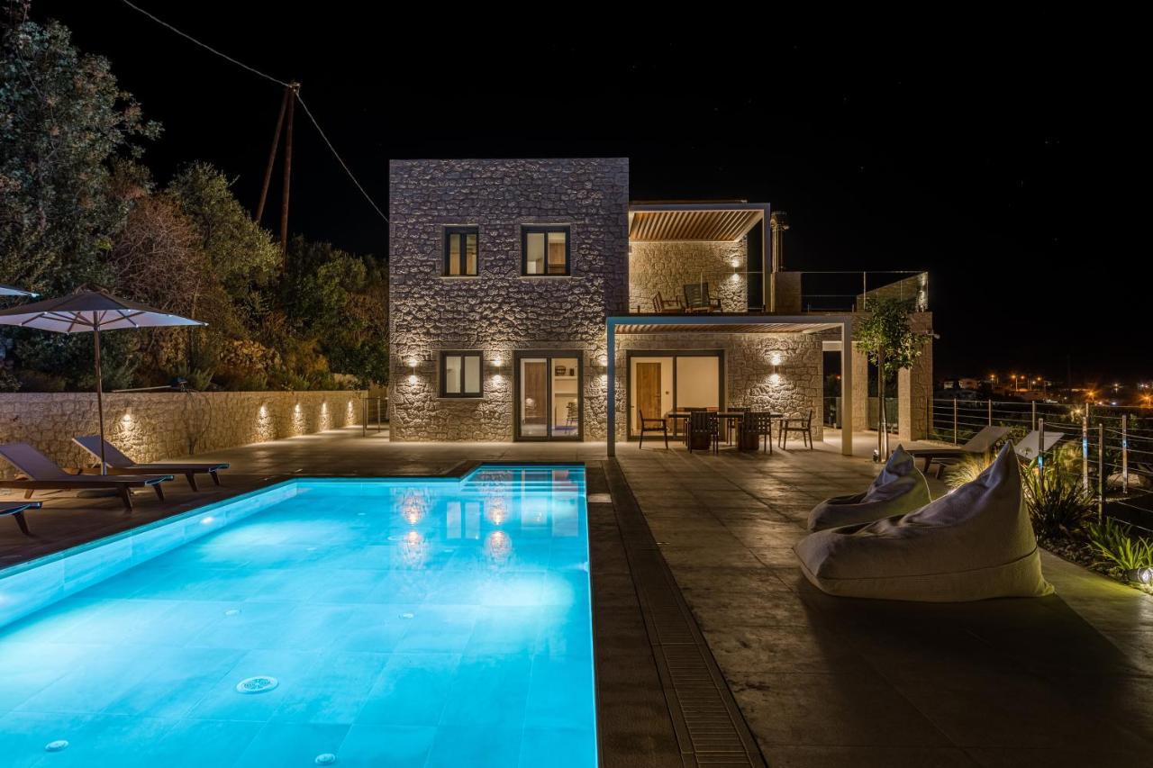 Manitennisvillas Stoúpa Extérieur photo